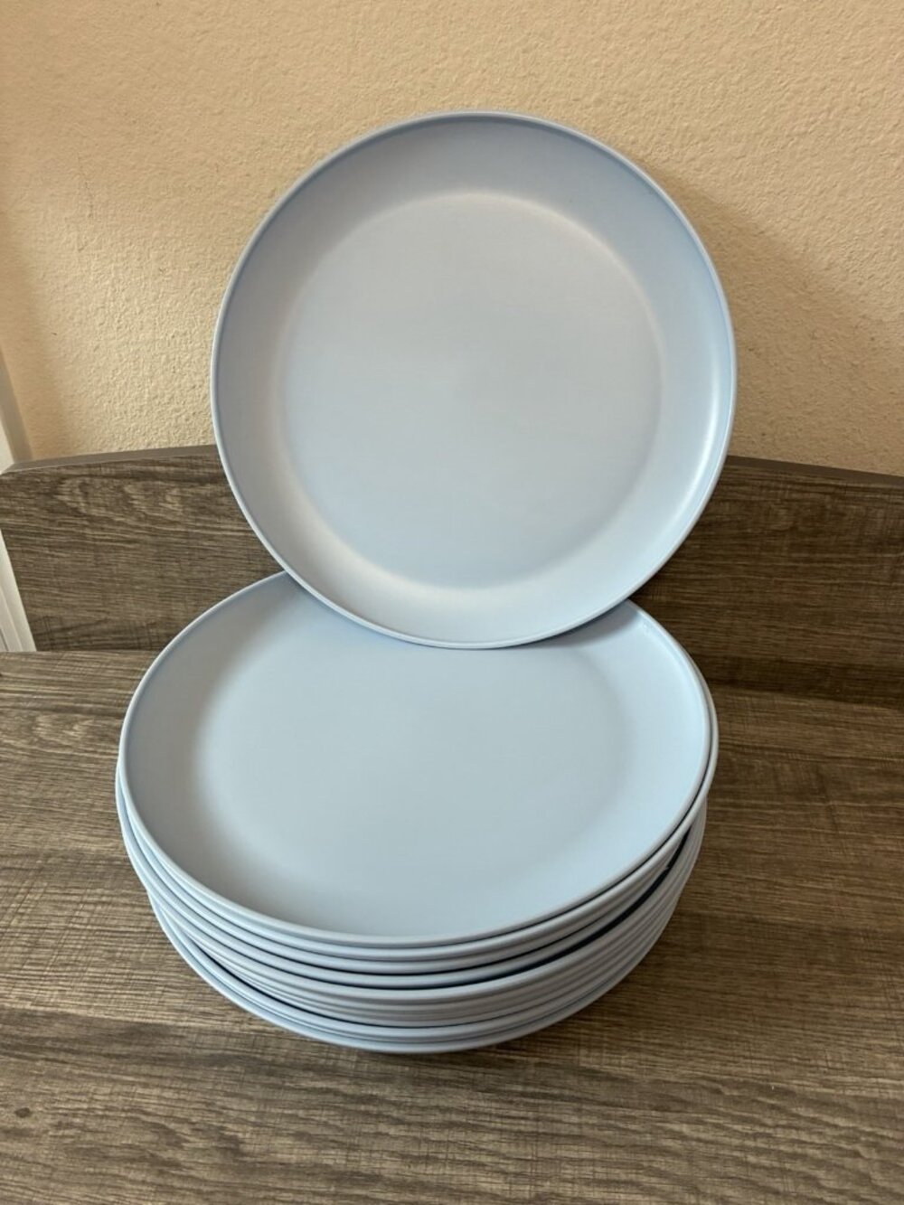 Room Essentials 10.5” Plastic Dinner Plates In Blue Set Of 12